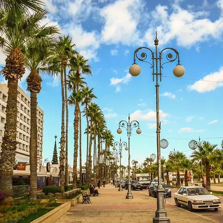 דירה Golden Nest By The Sea לרנקה